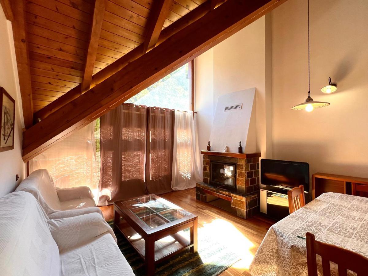Apartament La Noguera - L'Amfitriona Риалп Екстериор снимка