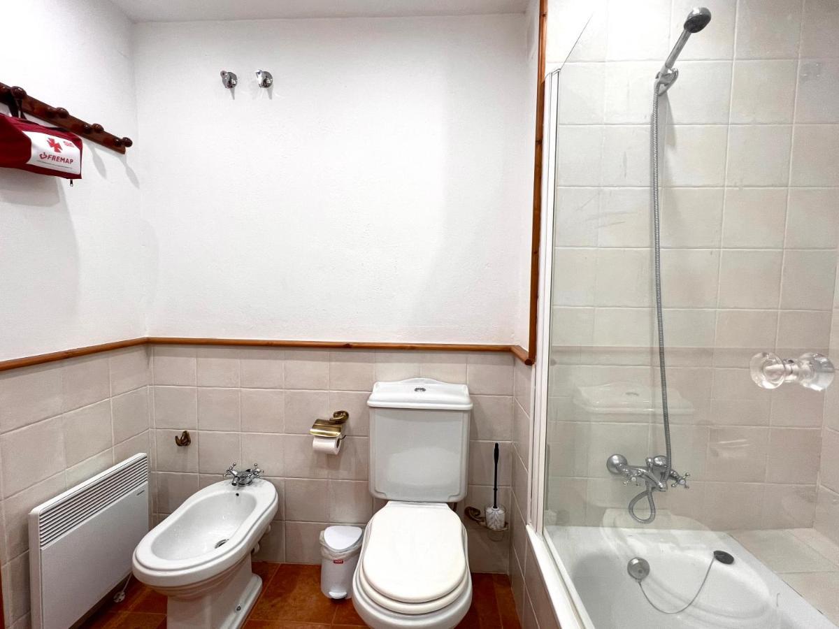 Apartament La Noguera - L'Amfitriona Риалп Екстериор снимка