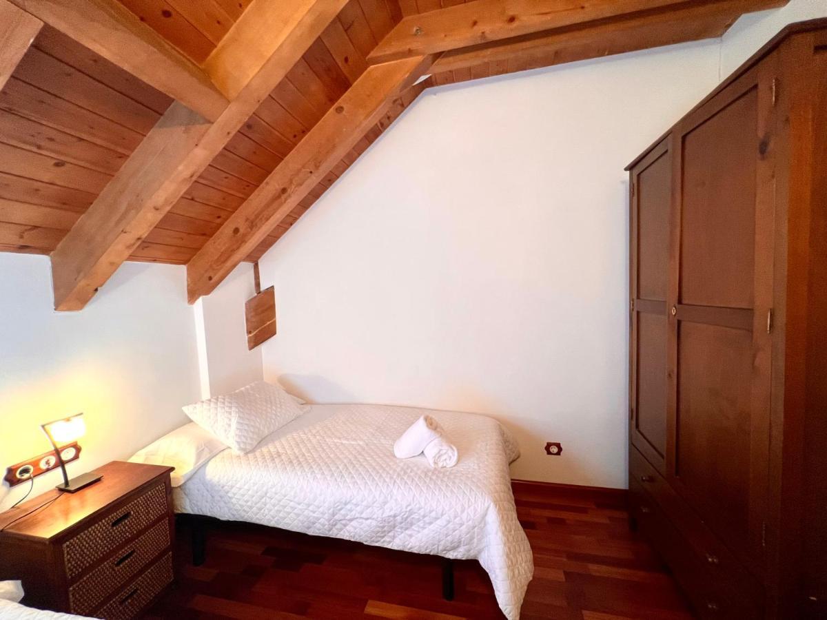 Apartament La Noguera - L'Amfitriona Риалп Екстериор снимка